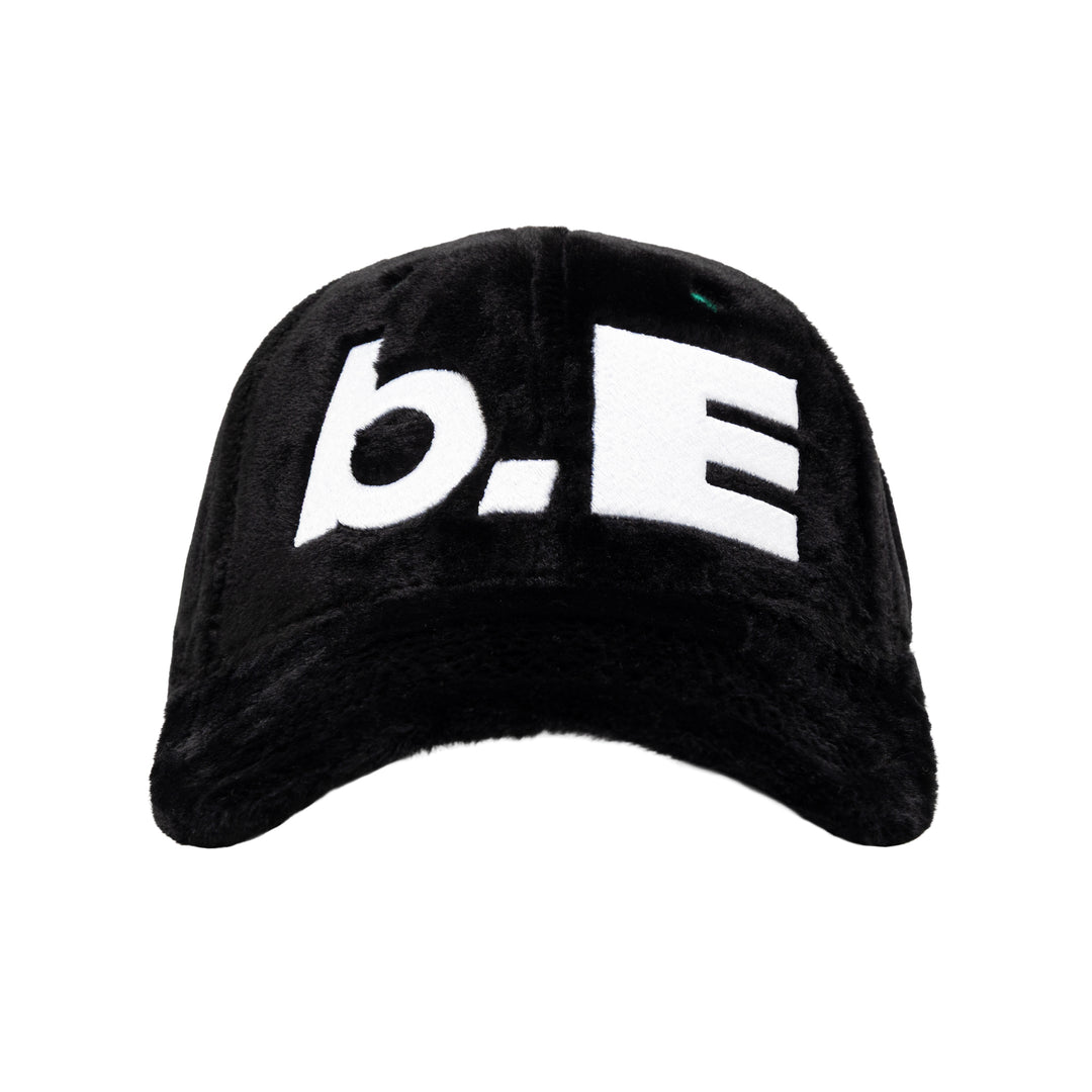 b.E Hat (Black Plush / White)